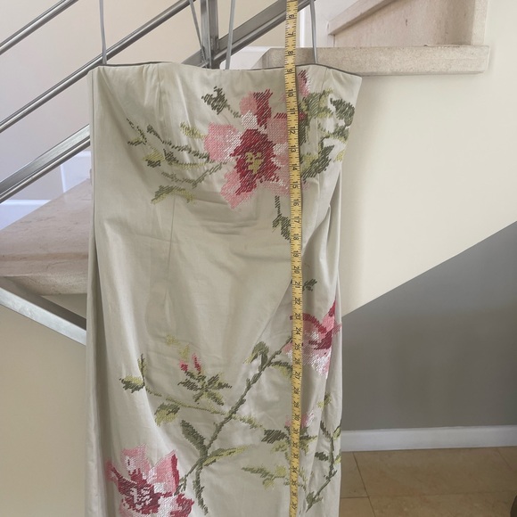 Vintage Floral Embroidered Strapless Dress - Picture 11 of 16